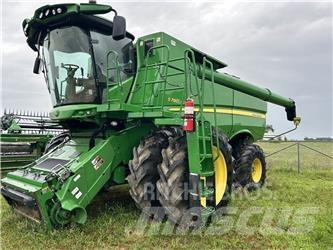 John Deere S680 Kombajni