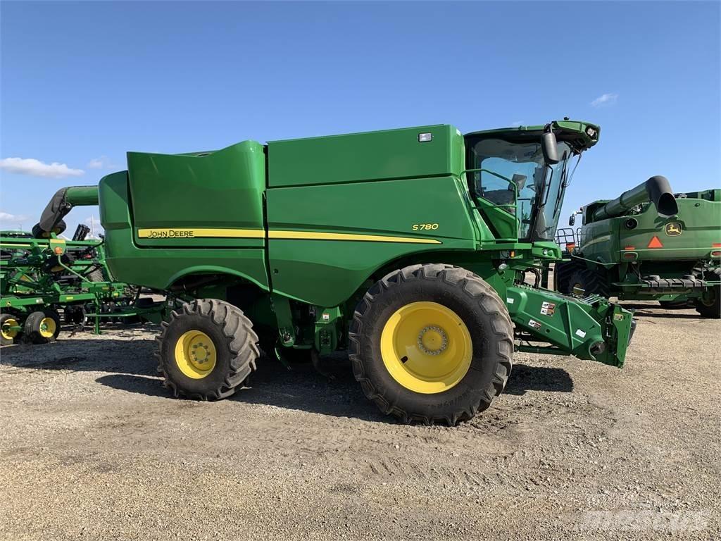 John Deere S780 Kombajni