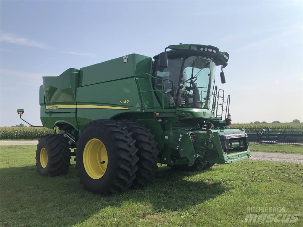 John Deere S780 Kombajni
