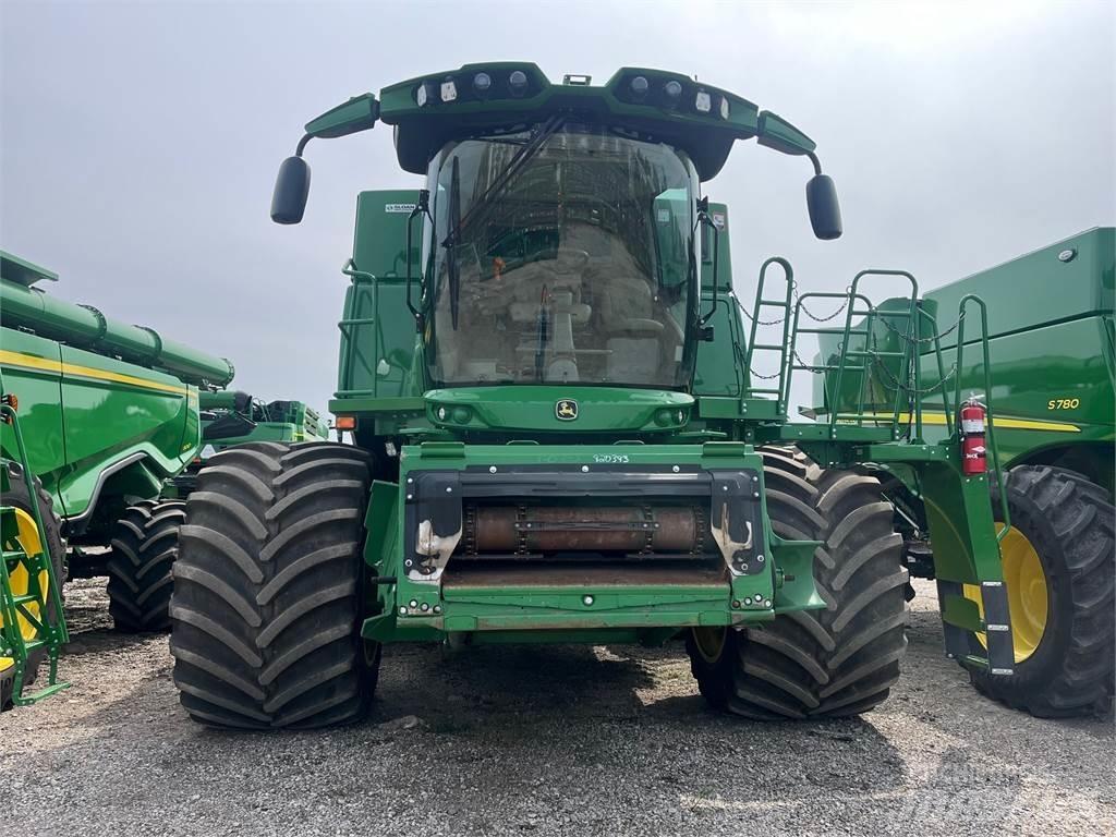 John Deere S790 Kombajni