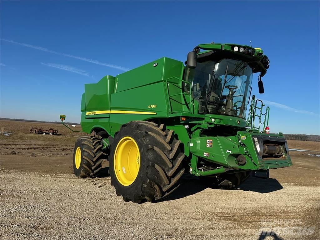 John Deere S790 Kombajni