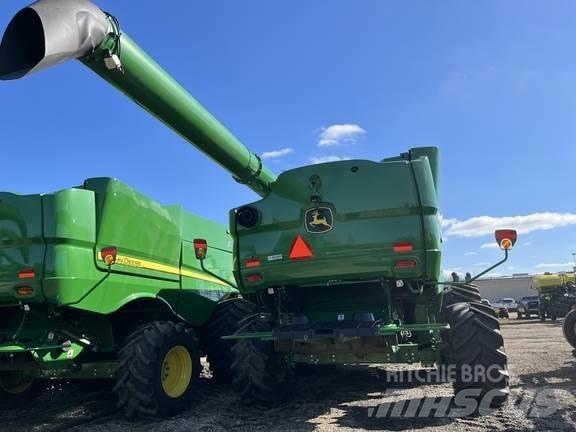 John Deere S790 Kombajni