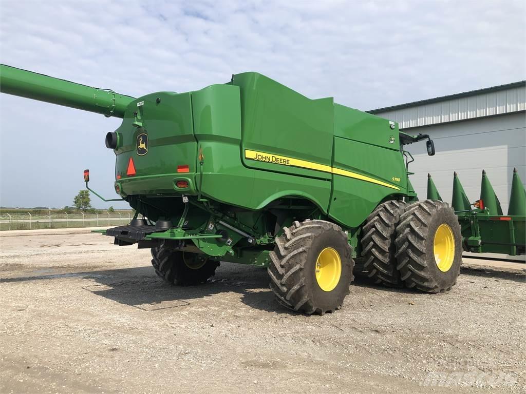 John Deere S790 Kombajni