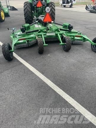 John Deere TS10 Rezači za bale, oprema za rezanje i odvajanje bal