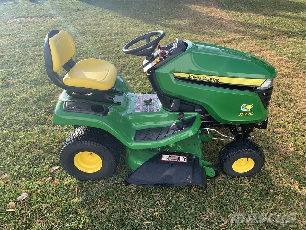 John Deere X330 Manji traktori