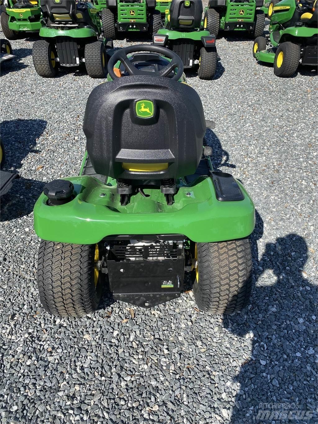 John Deere X330 Manji traktori