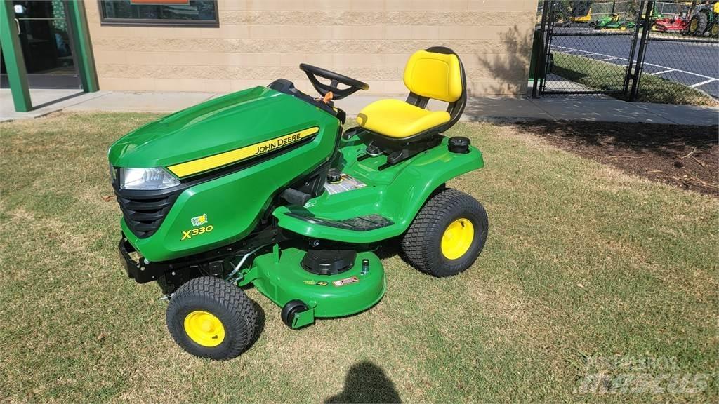John Deere x330 Manji traktori