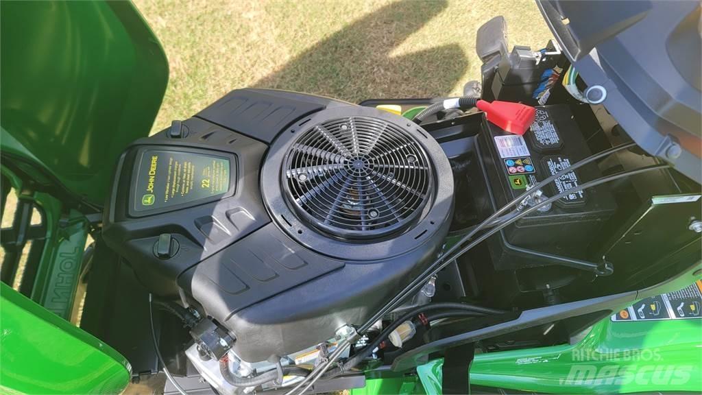 John Deere x330 Manji traktori