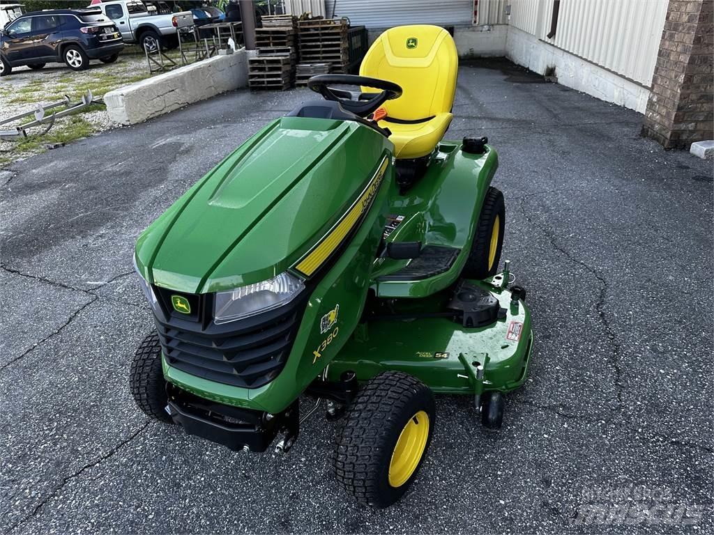 John Deere X380 Manji traktori