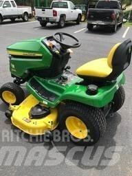 John Deere X380 Manji traktori