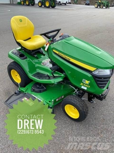 John Deere X380 Manji traktori
