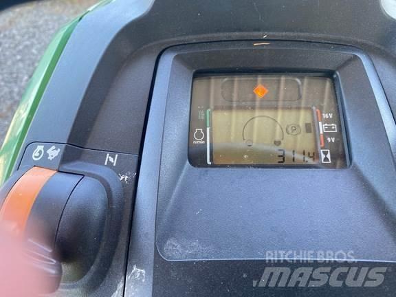 John Deere X380 Manji traktori
