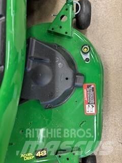 John Deere X390 Manji traktori