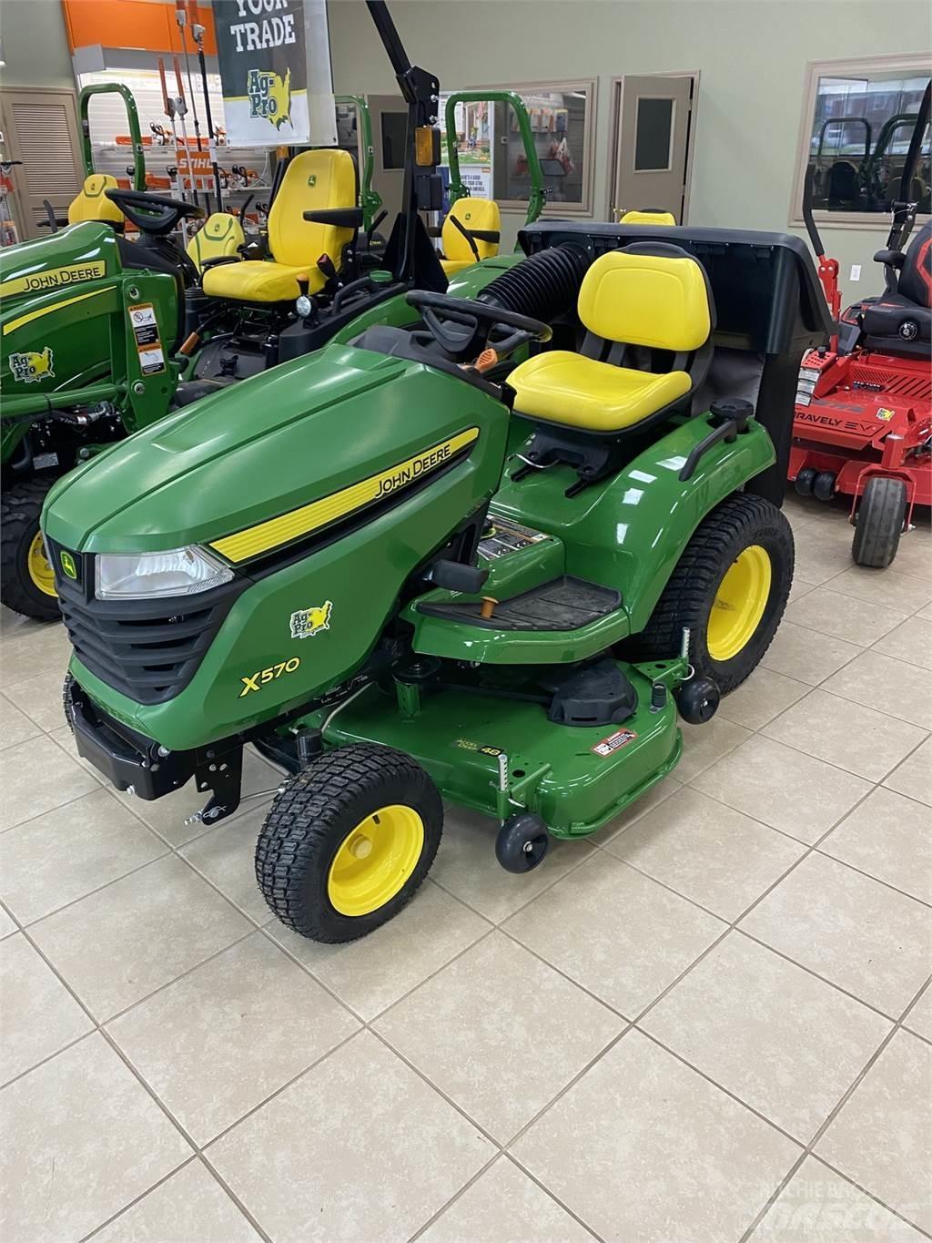 John Deere X570 Manji traktori