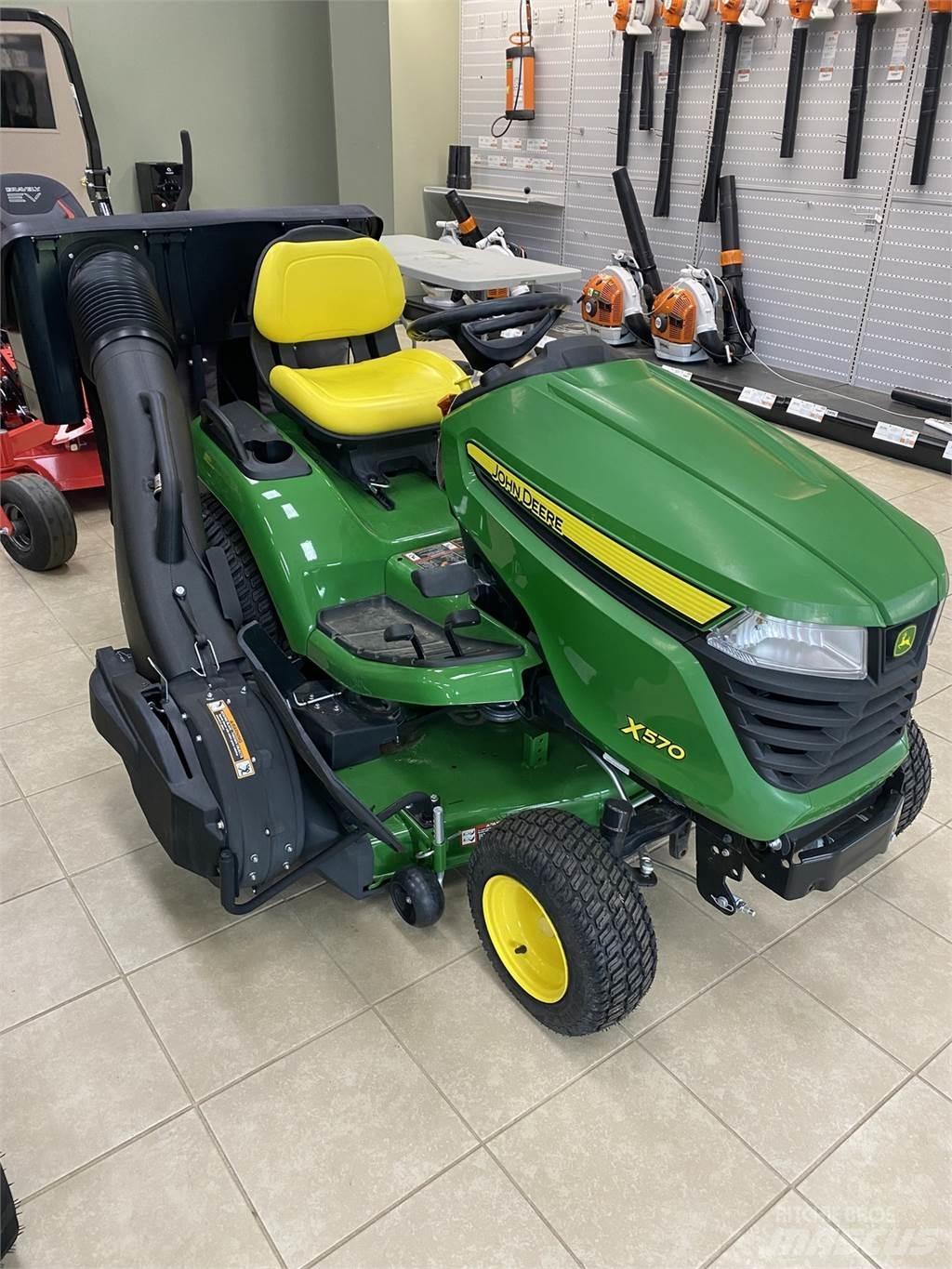 John Deere X570 Manji traktori