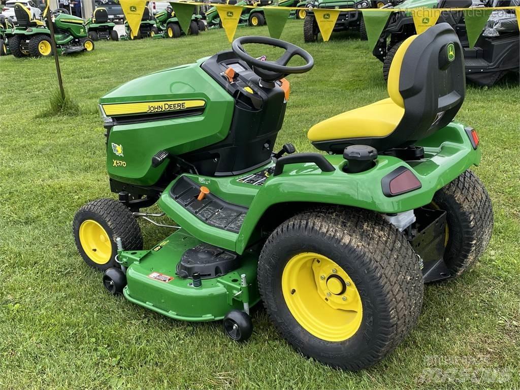 John Deere x570 Manji traktori
