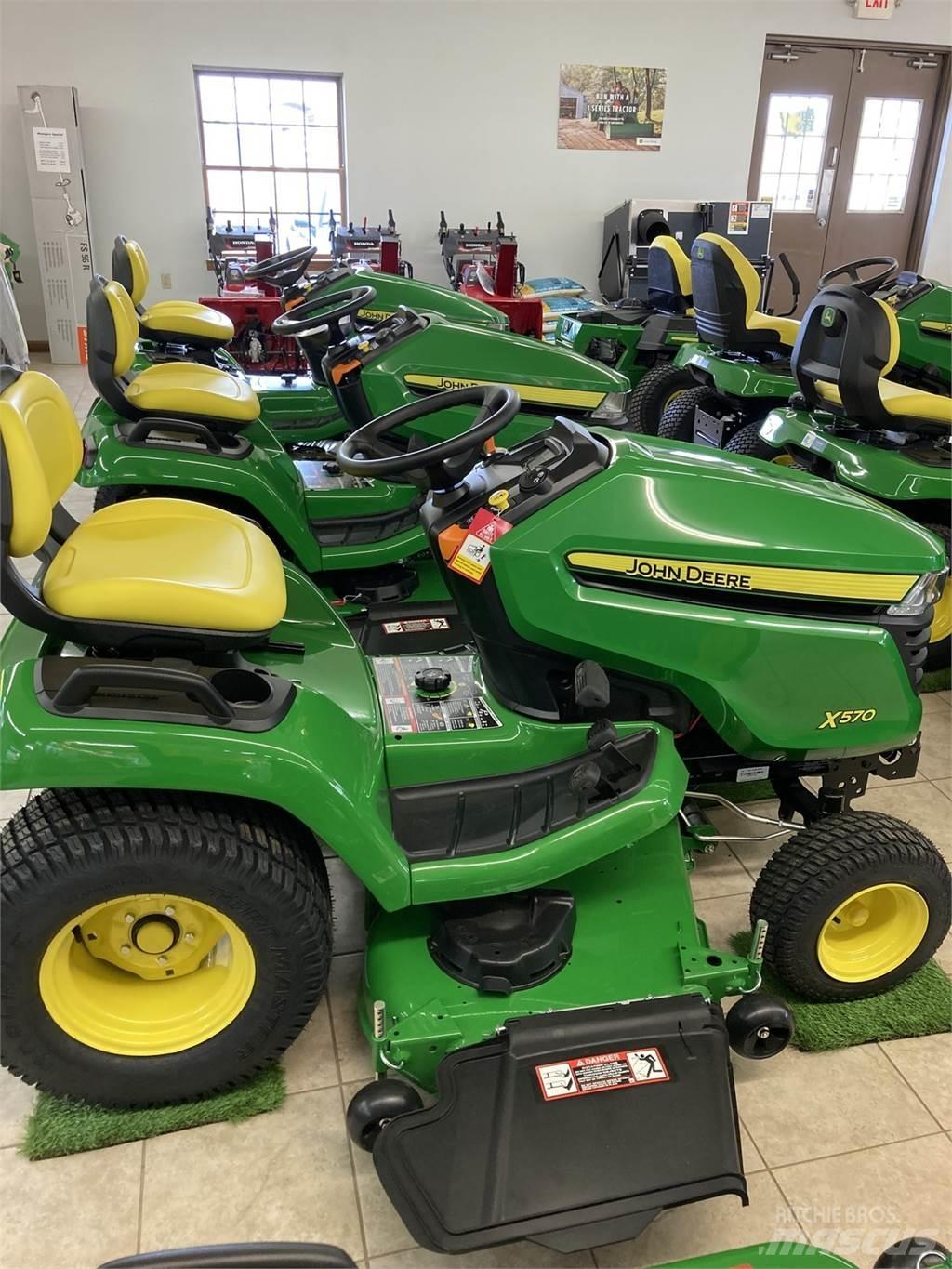John Deere X570 Manji traktori