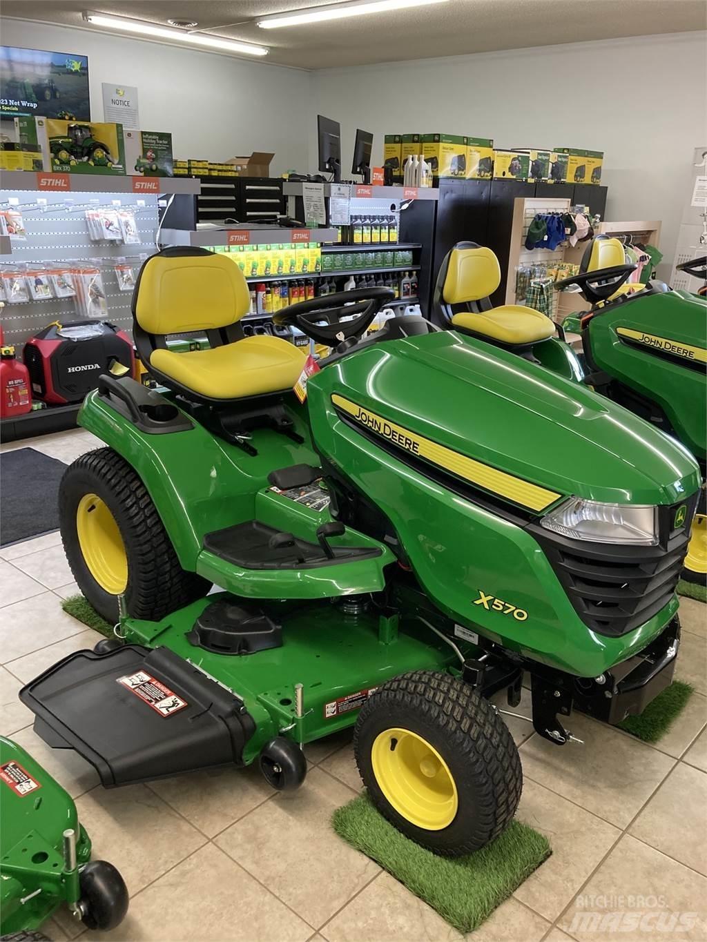 John Deere X570 Manji traktori