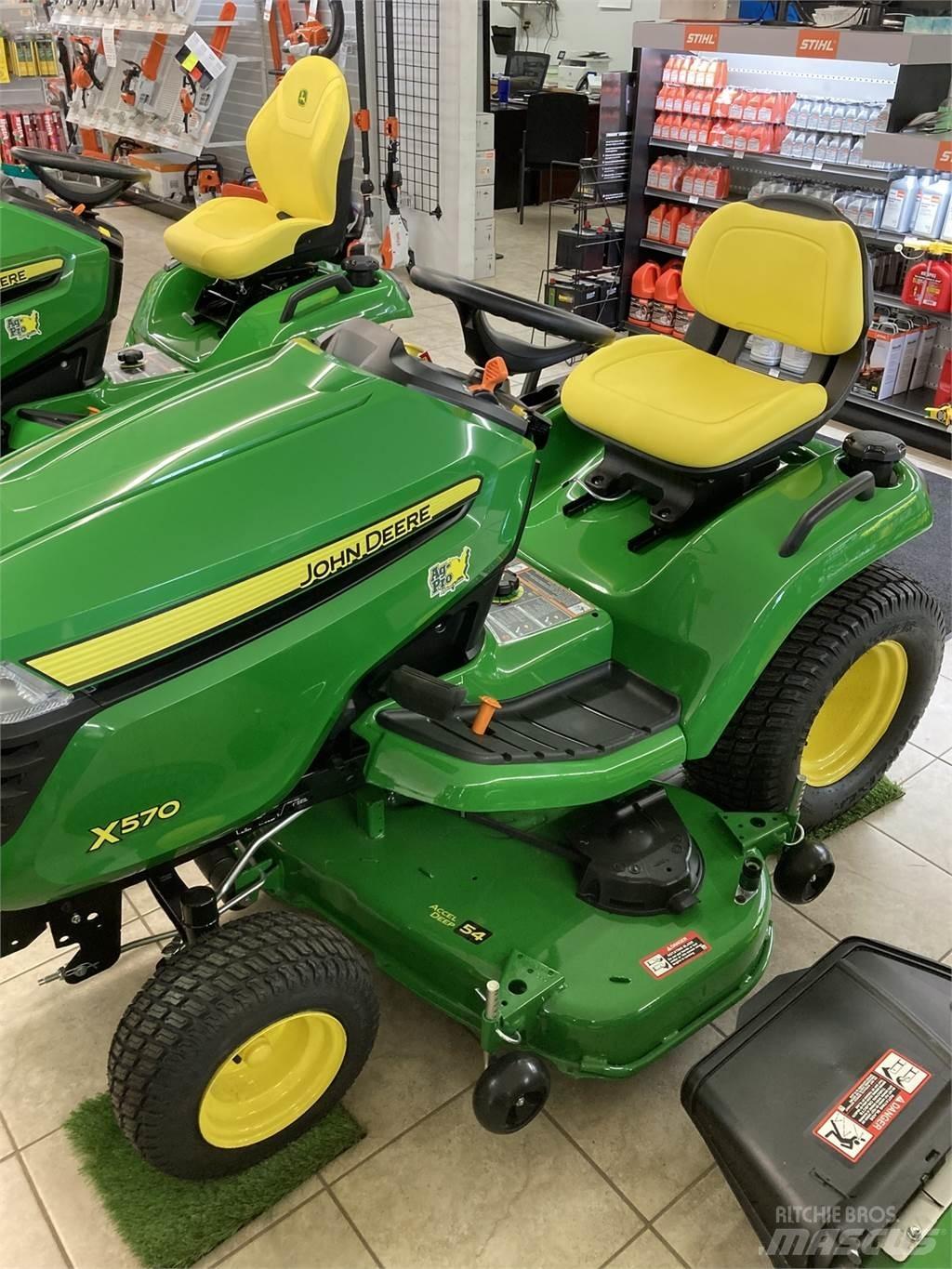 John Deere X570 Manji traktori