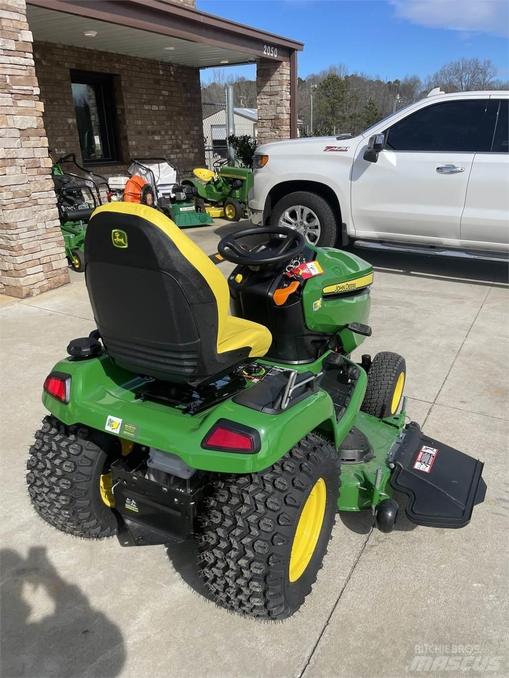 John Deere X590 Manji traktori