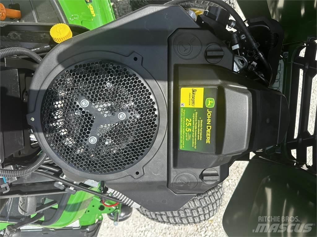 John Deere X590 Manji traktori