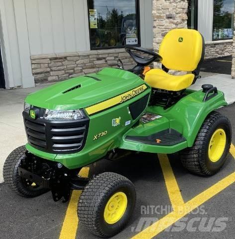 John Deere X730 Manji traktori