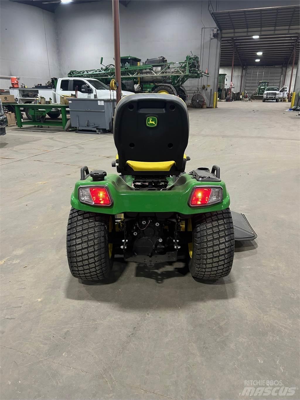 John Deere X730 Manji traktori