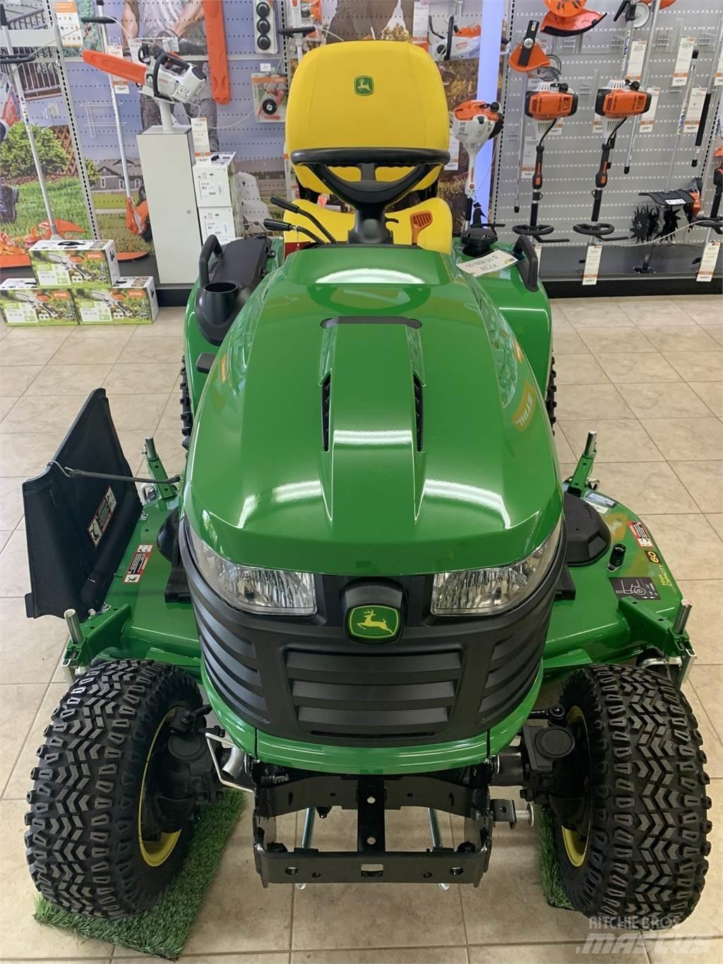 John Deere X738 Manji traktori