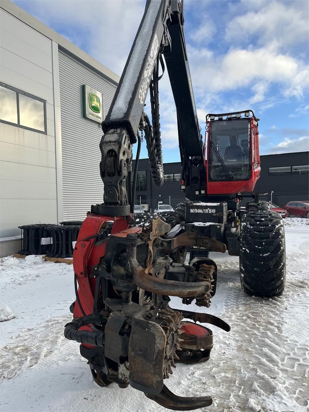 Komatsu 951 Harversteri