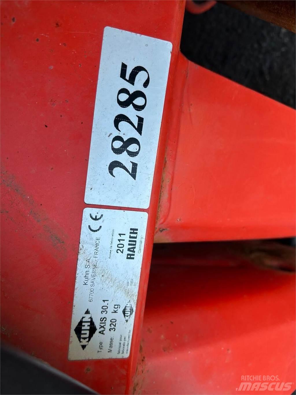 Kuhn Axis 30.1 Rasturači mineralnog đubriva