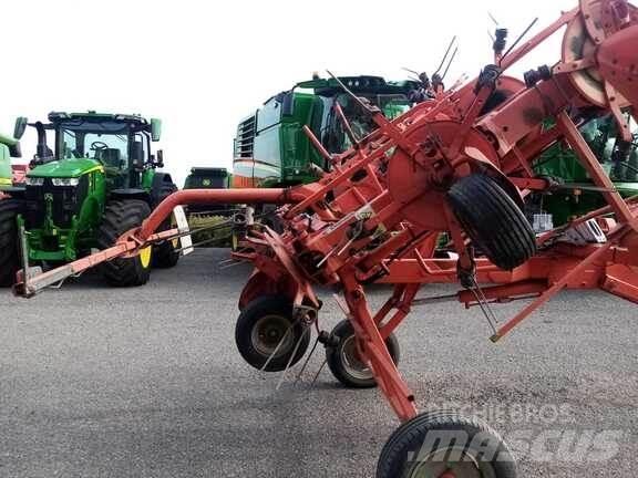 Kuhn GF 7702 Okretači i sakupljači sena
