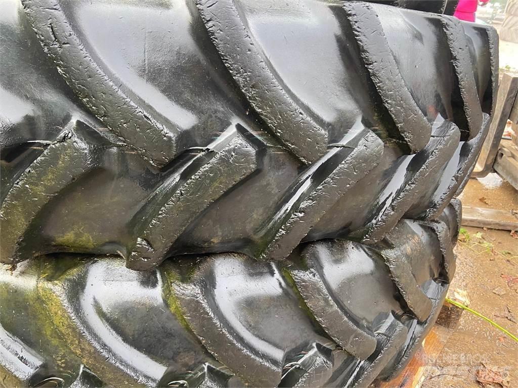 Row Crop Wheels Gume, točkovi i felne
