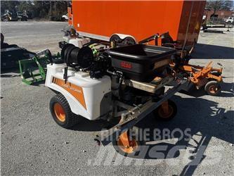 Scag TURF STORM Rasturači mineralnog đubriva