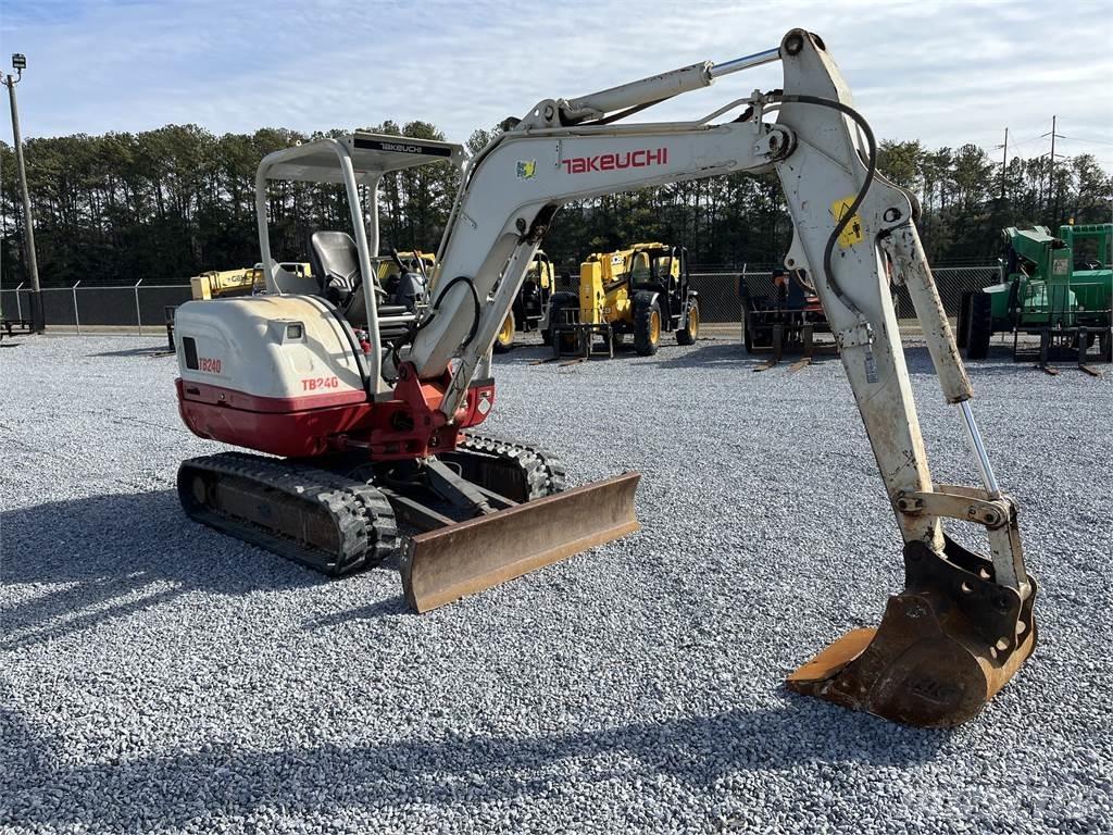 Takeuchi TB240 Bageri guseničari