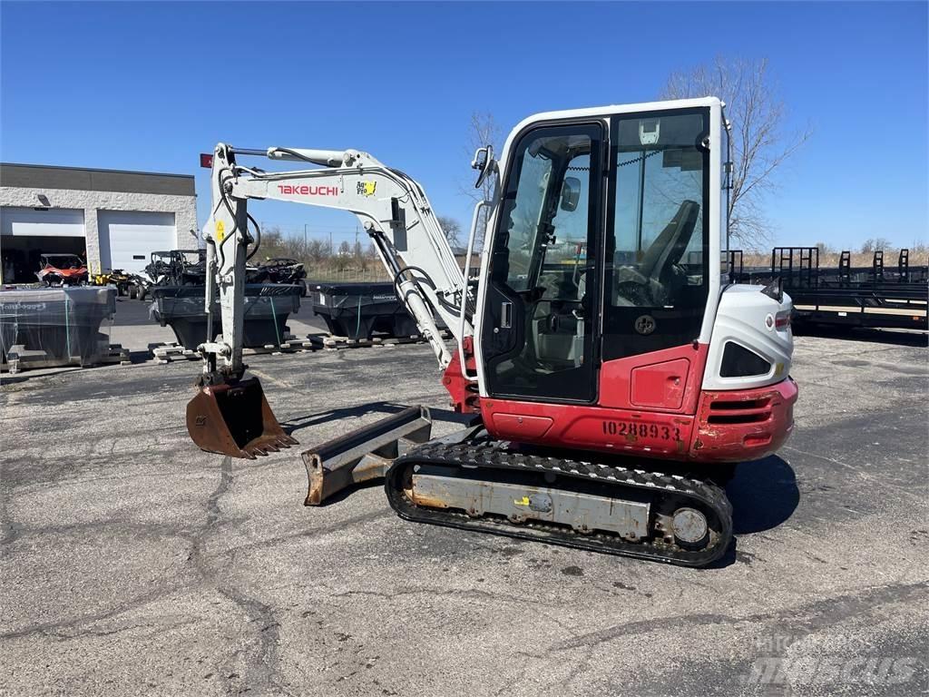 Takeuchi TB240C Mini bageri < 7t
