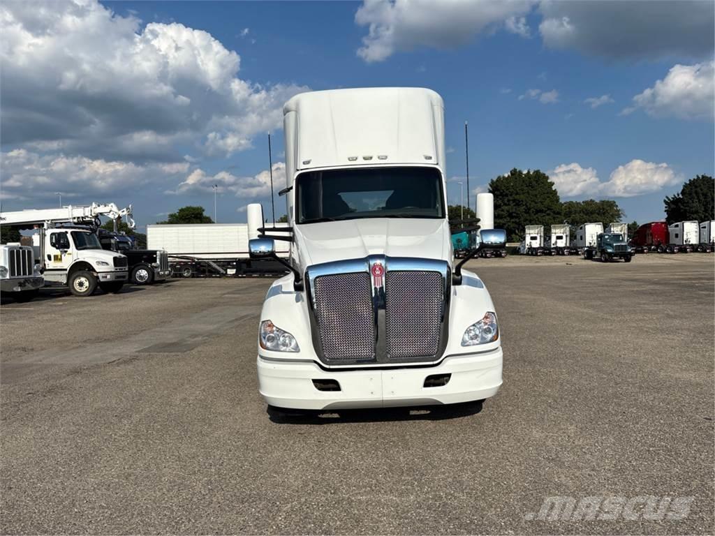 Kenworth T680 Tegljači