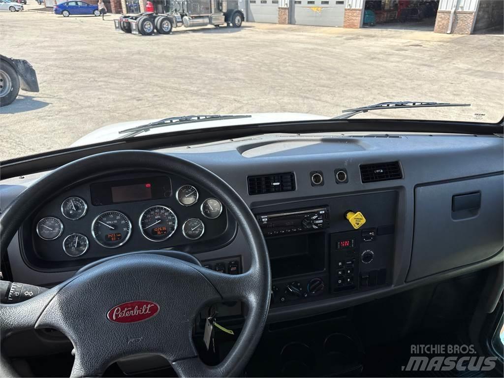 Peterbilt 337 Sanduk kamioni