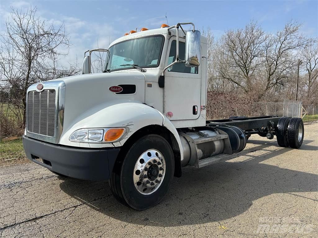 Peterbilt 337 Kamioni-šasije