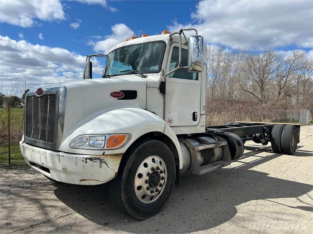 Peterbilt 337 Kamioni-šasije
