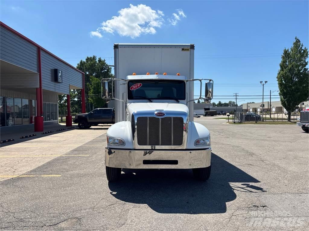 Peterbilt 337 Sanduk kamioni