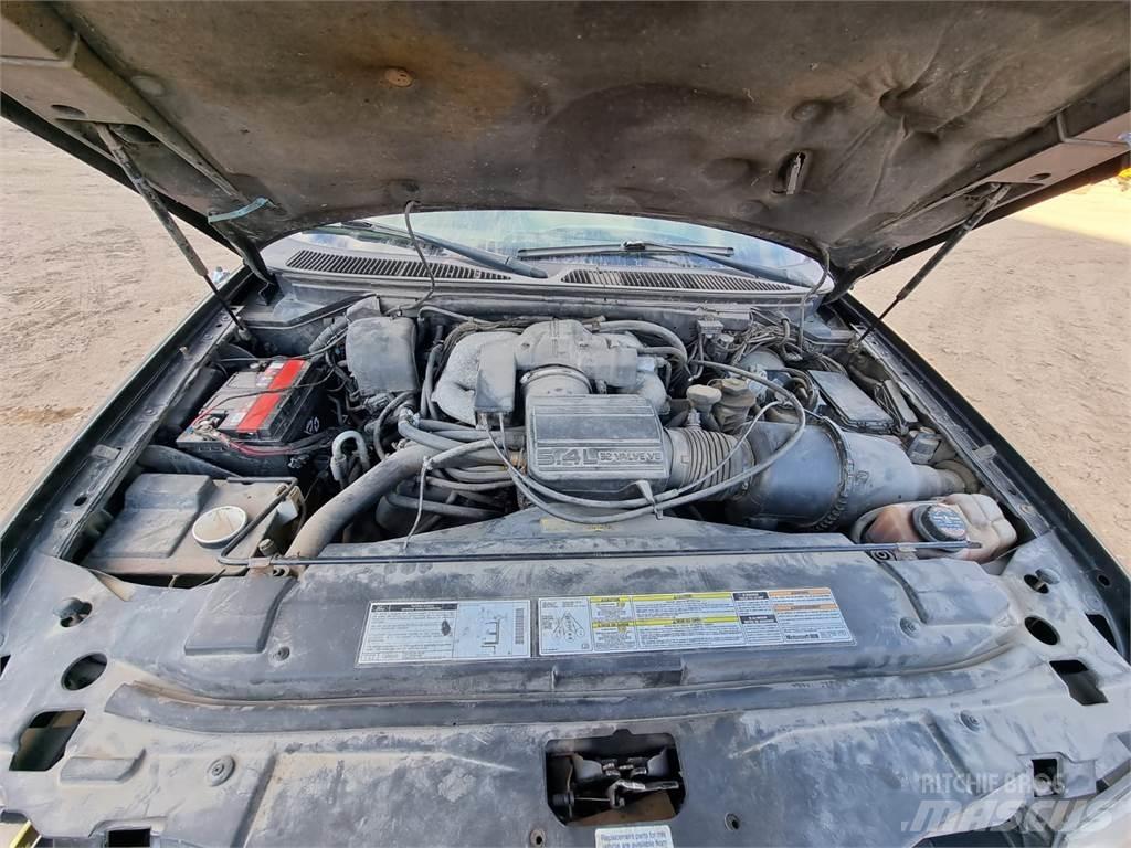 Kita Navigator Automobili