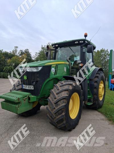 John Deere 7230R Traktori