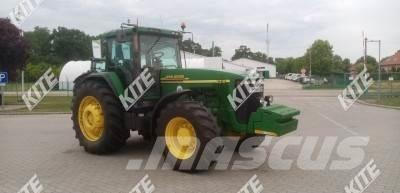 John Deere 8310 Traktori