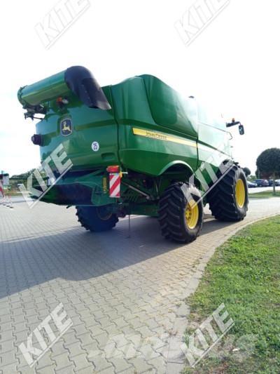 John Deere S690 Kombajni