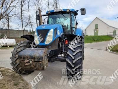 New Holland T7040 Traktori
