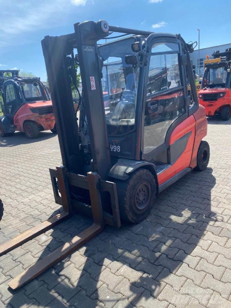 Linde H 35 T-01 Plinski viljuškari