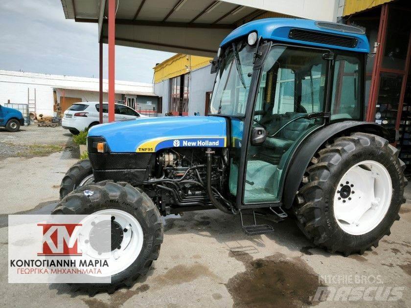 New Holland TN95F Traktori
