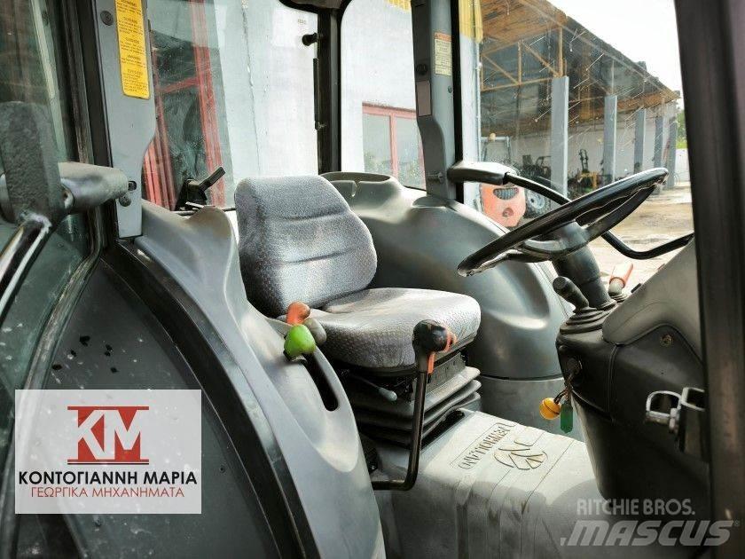 New Holland TN95F Traktori