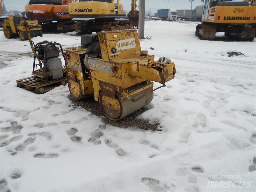 Bomag BW-75AD Valjci sa duplim bubnjem