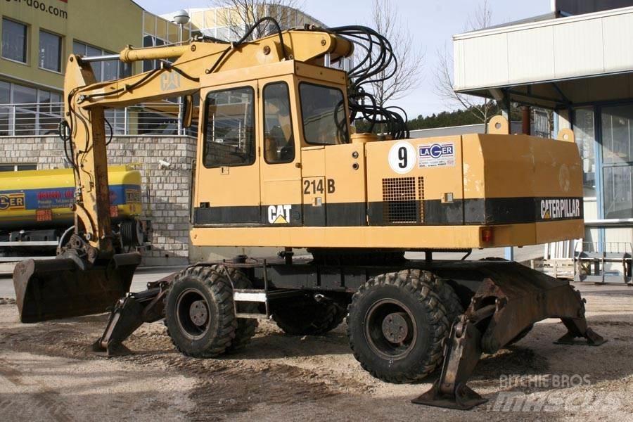 CAT 214B Bageri točkaši